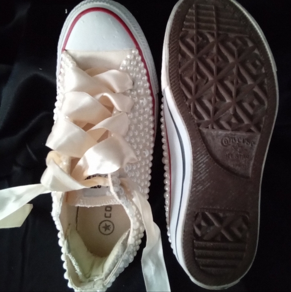 Custom Converse, pearl embellished w/ satin ribbon for laces, cr… - Picture 12 of 15